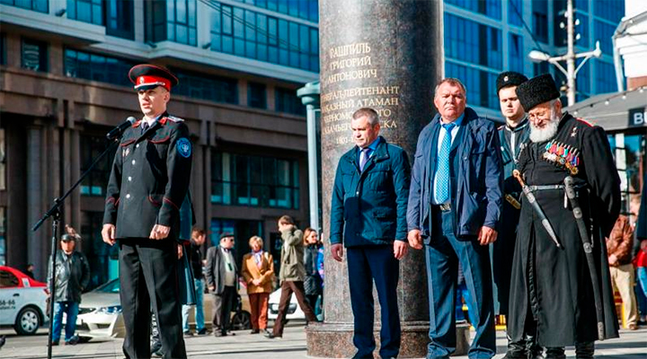 ВОЙНА ПРОДОЛЖАЕТСЯ. Русские кафиры водрузили капище палачу черкесского народа