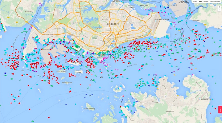 По всему миру танкеры не могут слить нефть - нет спроса. Танкеры встали на якорь