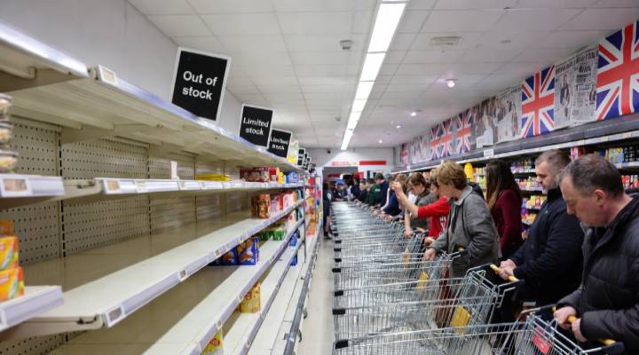 Британия готовится к нехватке продовольствия из-за войны с Ираном